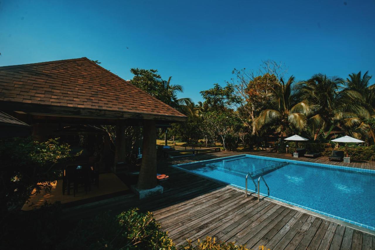 Nana Beach Hotel & Resort Pathiu Exterior foto